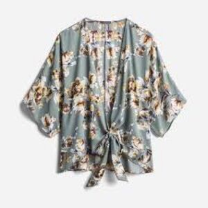 Floral Tie-Front Kimono Top